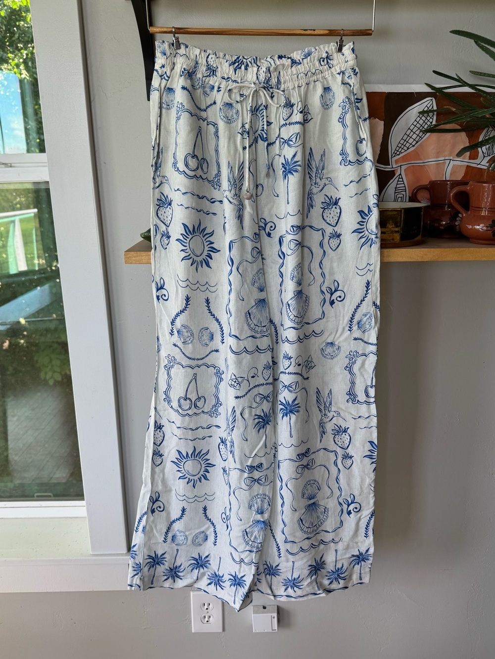 blue island White Wide-Leg Pajama Pants with Blue Tropical Print